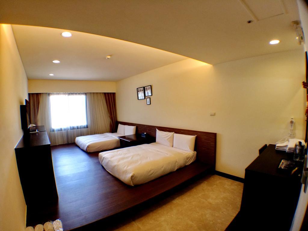 Dozen Park Kenting Bed & Breakfast Ruang foto